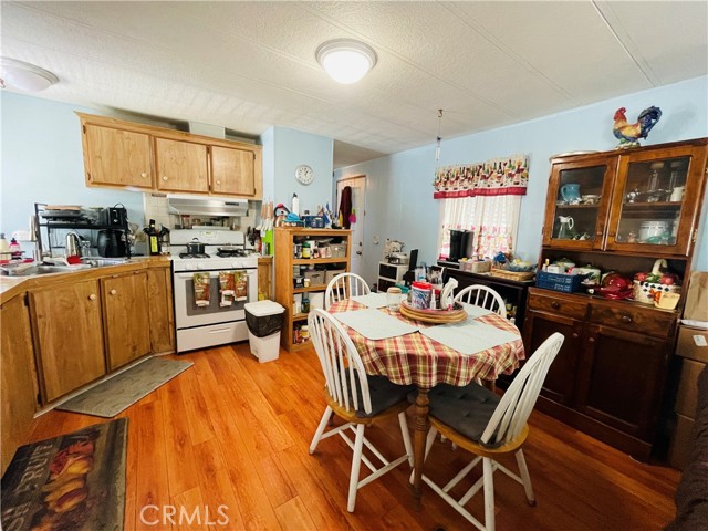 Detail Gallery Image 6 of 29 For 18204 Soledad Canyon Rd #50,  Canyon Country,  CA 91387 - 2 Beds | 1 Baths