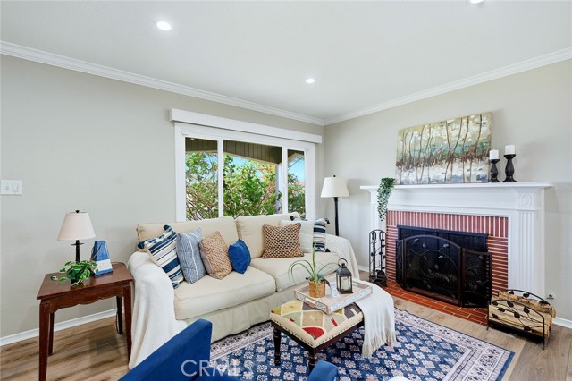Image 3 of 46 For 2236 Albury Avenue