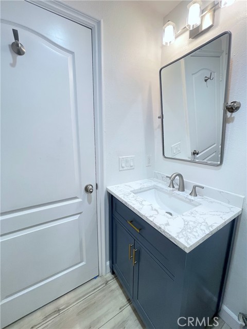 Detail Gallery Image 47 of 49 For 20030 Livorno Way, Porter Ranch,  CA 91326 - 4 Beds | 3 Baths