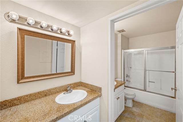 Detail Gallery Image 29 of 52 For 21400 Burbank Bld #313,  Woodland Hills,  CA 91367 - 2 Beds | 2 Baths