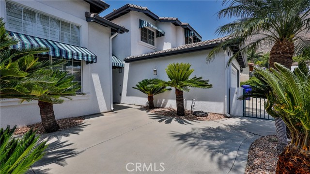 Image 4 of 30 For 22820 Lark Street