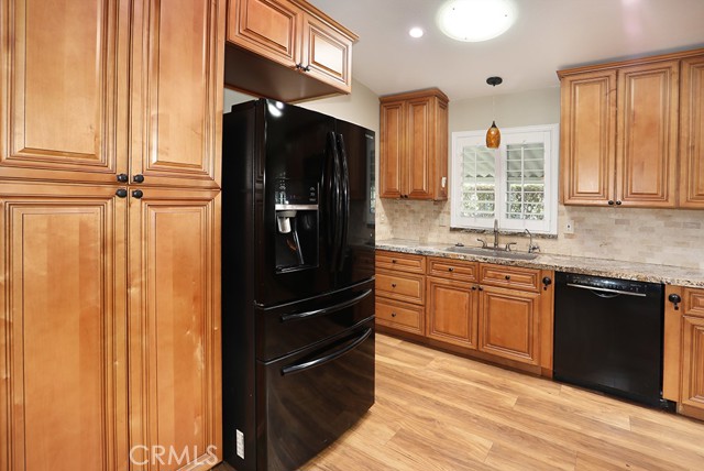 Detail Gallery Image 11 of 47 For 61 Saddleback Rd, Tustin,  CA 92780 - 3 Beds | 2 Baths