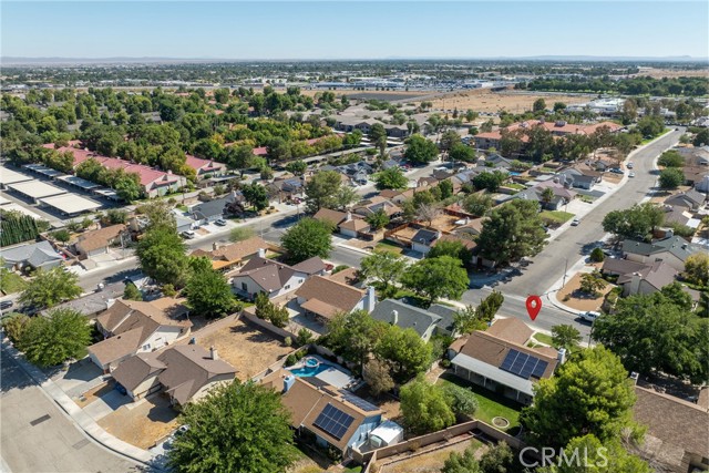 Detail Gallery Image 24 of 26 For 43019 Cromley Ct, Lancaster,  CA 93534 - 3 Beds | 2 Baths