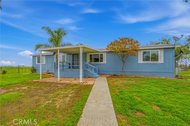 4000 Mariposa Way, Merced CA: https://media.crmls.org/medias/09f3d353-d2e7-4930-ad72-a5aad1e0c651.jpg