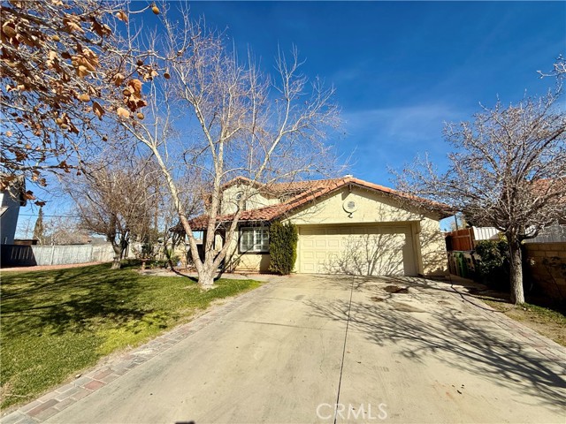 Detail Gallery Image 14 of 16 For 4853 Minstrel, Palmdale,  CA 93552 - 5 Beds | 3 Baths