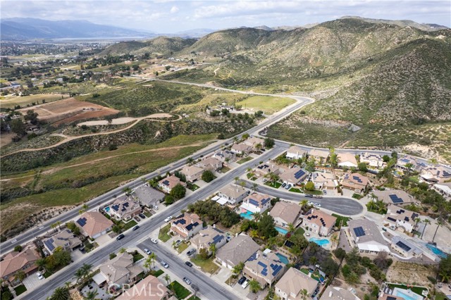 Detail Gallery Image 55 of 55 For 24050 Esmeralda Ct, Wildomar,  CA 92595 - 3 Beds | 3 Baths