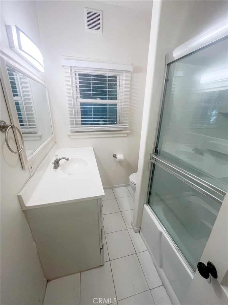 09f53543 682a 4adf B914 0d9a22907ce8