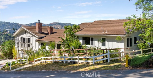 2243 Feather Rock Road, Diamond Bar CA: https://media.crmls.org/medias/09f5468a-b9fc-42a3-88b3-da5e1c302a6d.jpg