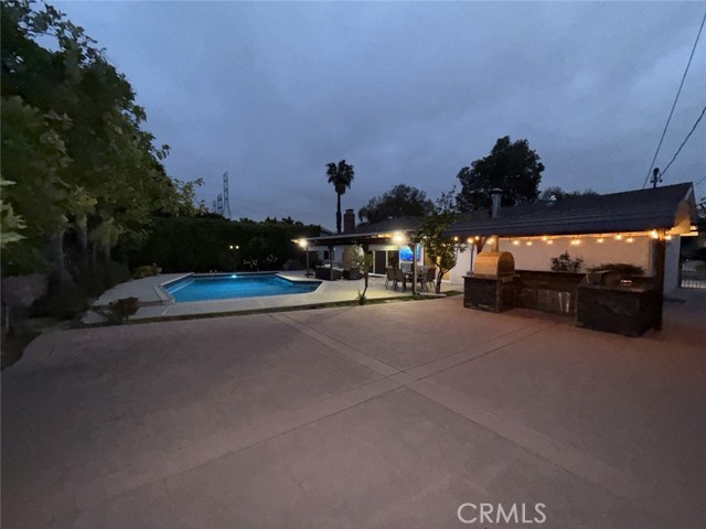 18231 San Jose Street, Porter Ranch CA: https://media.crmls.org/medias/09f5ce6c-7925-4a88-ac60-56c601d22361.jpg