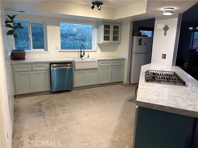 Detail Gallery Image 2 of 4 For 7825 Aurora, Atascadero,  CA 93422 - 3 Beds | 3 Baths