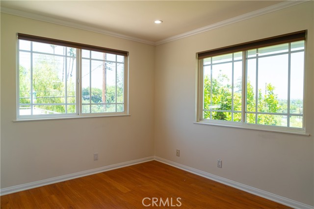 Detail Gallery Image 26 of 39 For 24060 Hatteras St, Woodland Hills,  CA 91367 - 5 Beds | 5 Baths