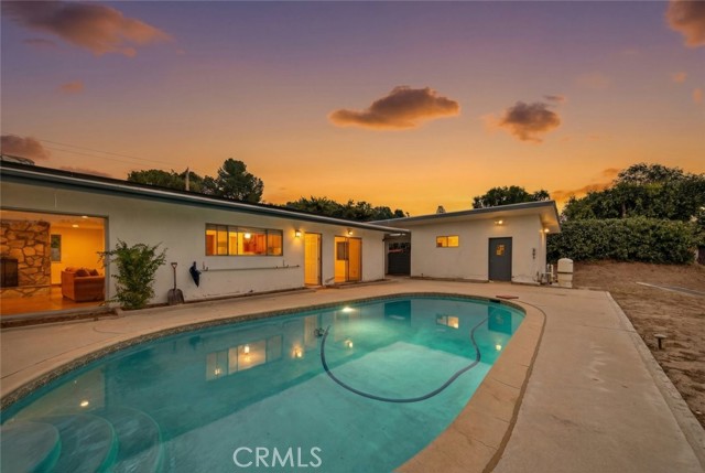 Detail Gallery Image 36 of 41 For 10346 Siesta Dr, Sunland,  CA 91040 - 2 Beds | 3 Baths