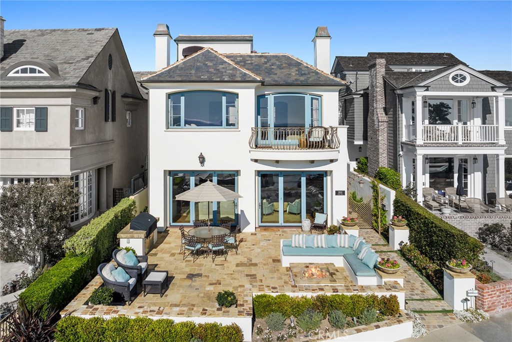 3020 Ocean Boulevard, Corona del Mar, CA 92625