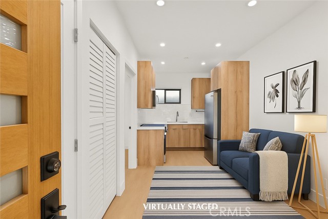 5734 Stansbury Avenue, Van Nuys CA: https://media.crmls.org/medias/09f83f3f-51a7-4ba6-9079-588a30993f7a.jpg