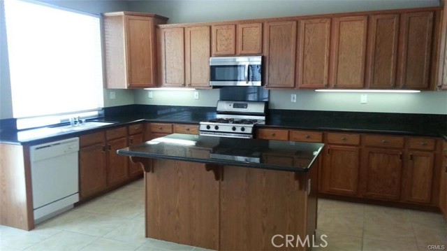 Detail Gallery Image 11 of 20 For 8796 Flatiron Ct, Riverside,  CA 92508 - 4 Beds | 2/1 Baths