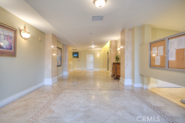 Detail Gallery Image 3 of 41 For 580 W Main #302,  Alhambra,  CA 91801 - 2 Beds | 2 Baths