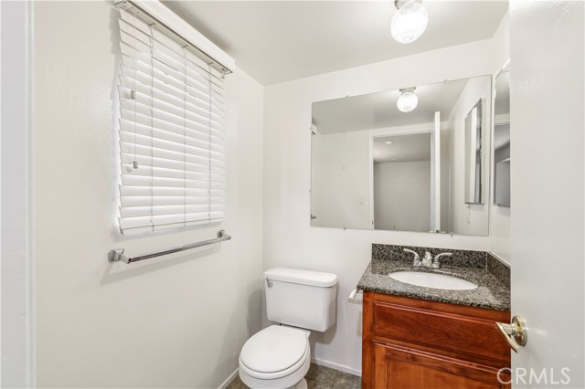 Detail Gallery Image 13 of 16 For 25 Palmetto Dr #B,  Alhambra,  CA 91801 - 3 Beds | 2/1 Baths