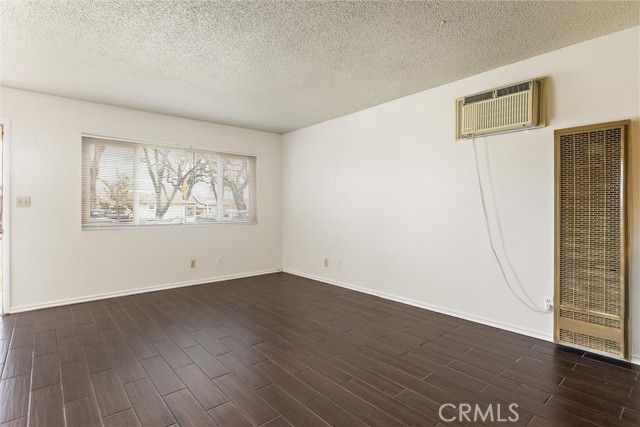 Detail Gallery Image 7 of 42 For 2221 Oak St, Paso Robles,  CA 93446 - – Beds | – Baths