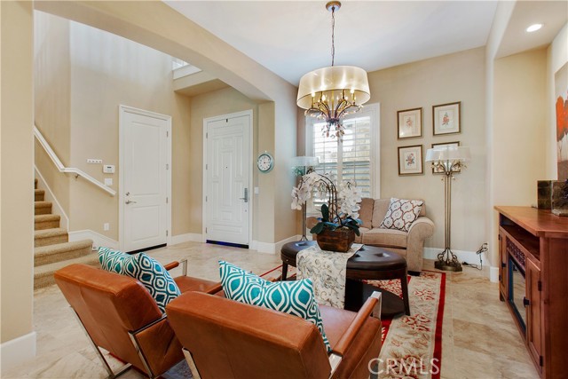 Detail Gallery Image 4 of 35 For 4731 Oceanridge Dr, Huntington Beach,  CA 92649 - 5 Beds | 6/1 Baths