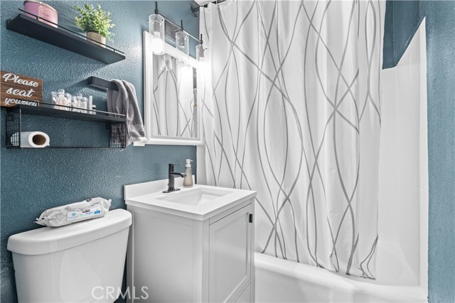 Detail Gallery Image 13 of 32 For 855 W 29th St, San Bernardino,  CA 92405 - 3 Beds | 2 Baths