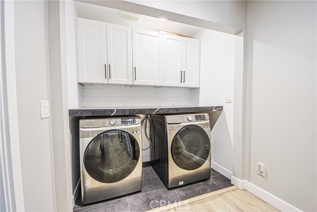 Detail Gallery Image 19 of 37 For 5351 Lexington Avenue, Hollywood,  CA 90029 - 4 Beds | 5 Baths