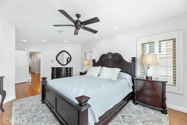 Detail Gallery Image 24 of 55 For 133 33rd St, Hermosa Beach,  CA 90254 - 4 Beds | 4/1 Baths