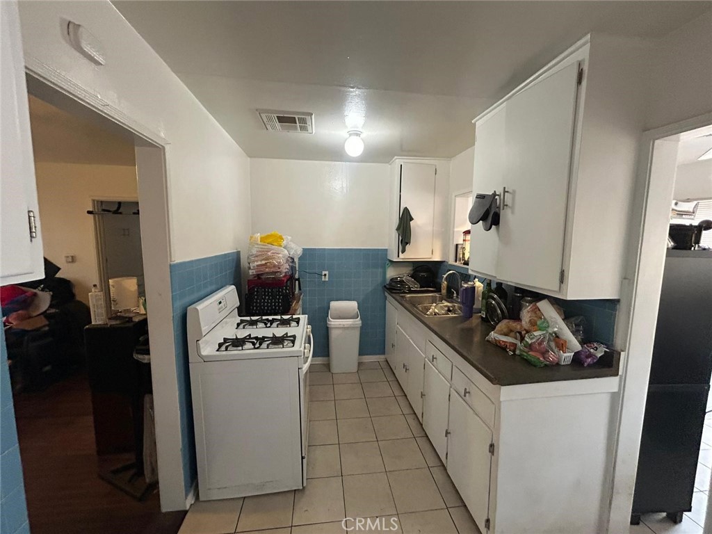 MLS #OC25167844 image #11