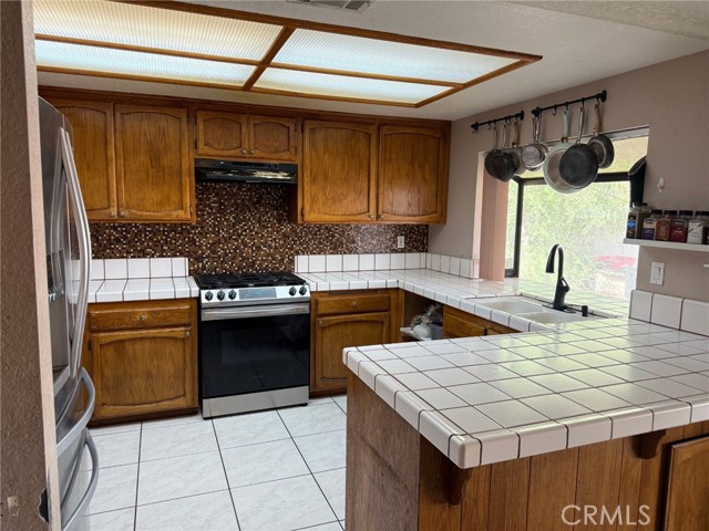 Detail Gallery Image 2 of 6 For 15246 Chaparral, Victorville,  CA 92394 - 3 Beds | 2 Baths