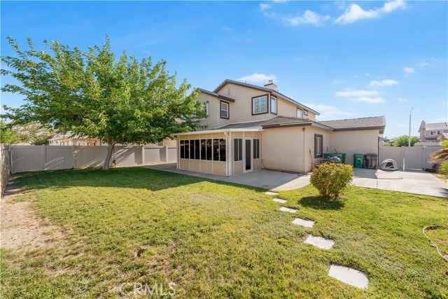 37032 Sabal Avenue, Palmdale CA: https://media.crmls.org/medias/09ffbcd2-a6c9-4e20-a441-4833abf7215a.jpg