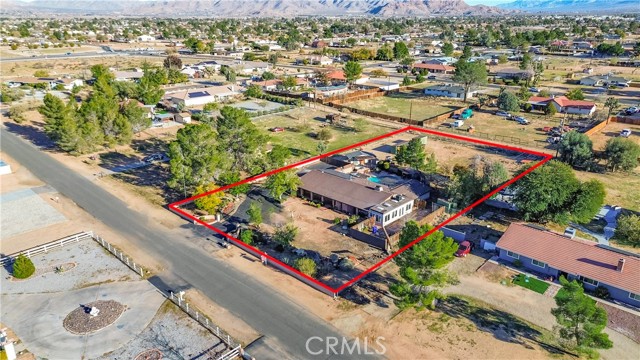 14415 Erie, Apple Valley CA: https://media.crmls.org/medias/0a0041b9-f048-4605-a40d-3438797a9fcb.jpg