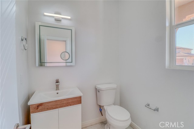 Detail Gallery Image 18 of 27 For 14424 Buvan Ct, Moreno Valley,  CA 92555 - 5 Beds | 3/1 Baths