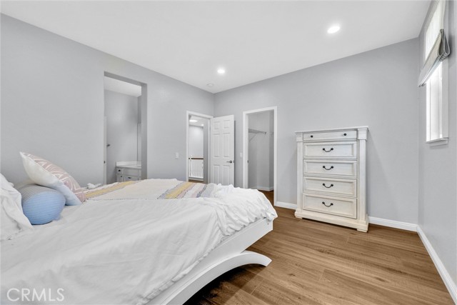 6895 Guinevere Court, Eastvale CA: https://media.crmls.org/medias/0a006940-c9b6-4360-84d1-54ce9f5b422e.jpg