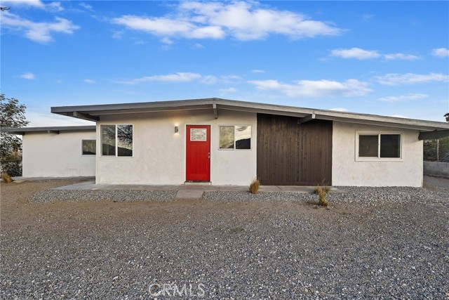 Detail Gallery Image 1 of 18 For 7387 Utah Trl, Twentynine Palms,  CA 92277 - 3 Beds | 2 Baths