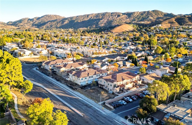 Detail Gallery Image 10 of 43 For 5526 E Los Angeles Ave #4,  Simi Valley,  CA 93063 - 3 Beds | 2/1 Baths