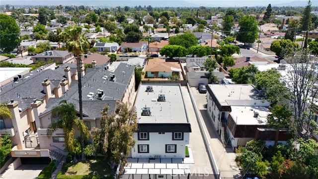 Detail Gallery Image 42 of 49 For 7010 a Lennox Ave a,  Van Nuys,  CA 91405 - 4 Beds | 2 Baths