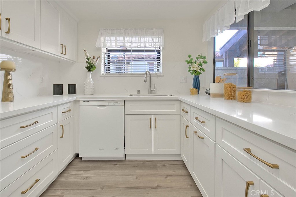 MLS #CV25246439 image #24