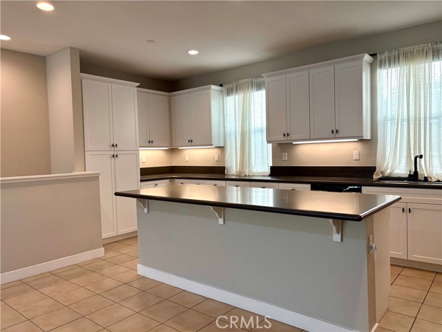 Detail Gallery Image 2 of 23 For 645 W Foothill Bld #10,  Glendora,  CA 91741 - 3 Beds | 2/2 Baths