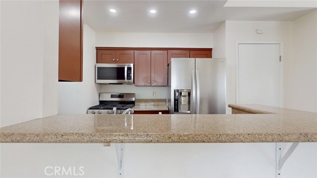 Detail Gallery Image 11 of 38 For 24420 Flaxwood Ln #204,  Newhall,  CA 91321 - 2 Beds | 2 Baths