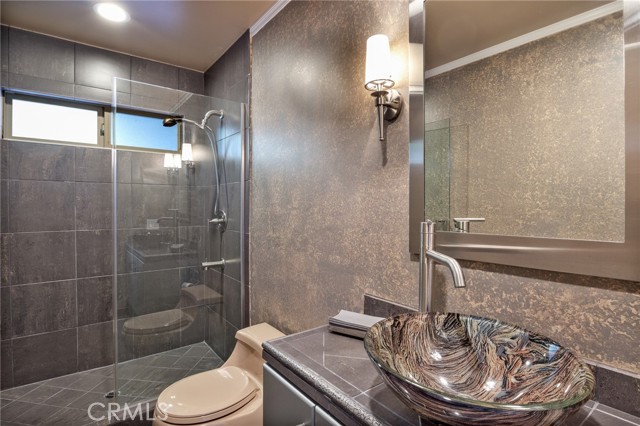 Detail Gallery Image 32 of 52 For 11810 Babbitt, Granada Hills,  CA 91344 - 4 Beds | 4 Baths