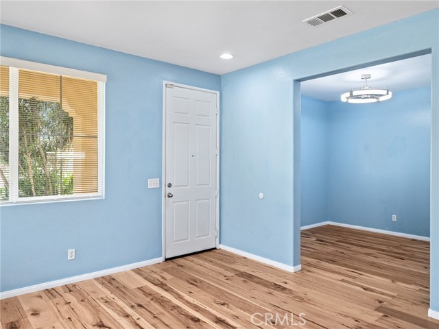 Detail Gallery Image 3 of 45 For 14400 Jeremiah, Adelanto,  CA 92301 - 5 Beds | 2 Baths