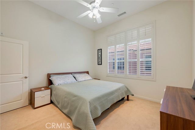 Detail Gallery Image 7 of 45 For 130 Overbrook, Irvine,  CA 92620 - 2 Beds | 2 Baths