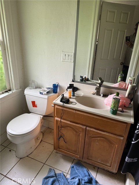 Detail Gallery Image 10 of 13 For 2123 High, Oakland,  CA 94601 - 4 Beds | 2 Baths