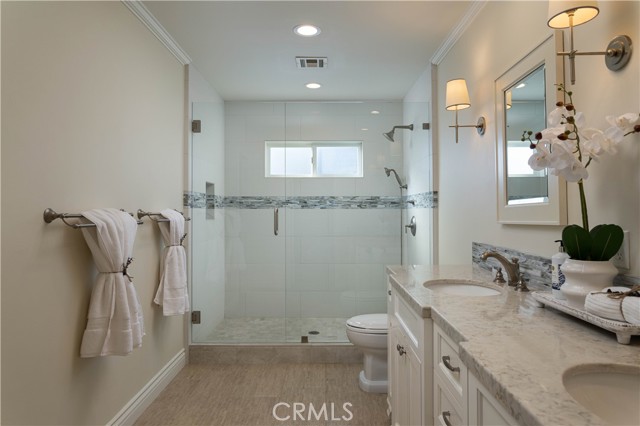 Image 19 of 30 For 132 Esplanade