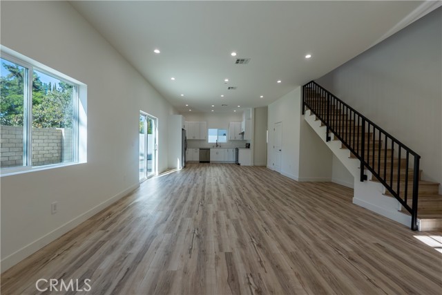 Detail Gallery Image 1 of 22 For 10417 Amigo Ave, Porter Ranch,  CA 91326 - 3 Beds | 2/1 Baths