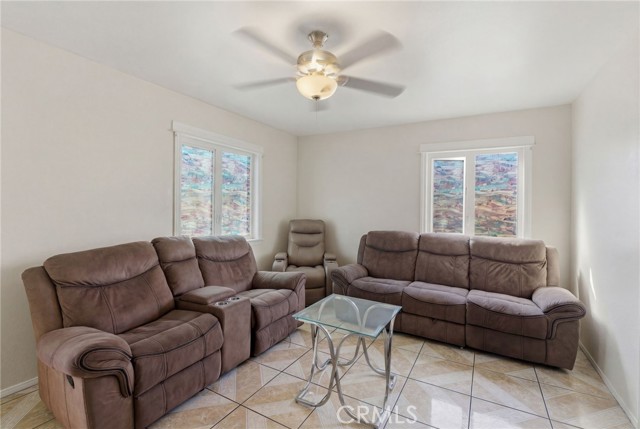 Detail Gallery Image 7 of 48 For 14329 Seaforth, Norwalk,  CA 90650 - 4 Beds | 2 Baths