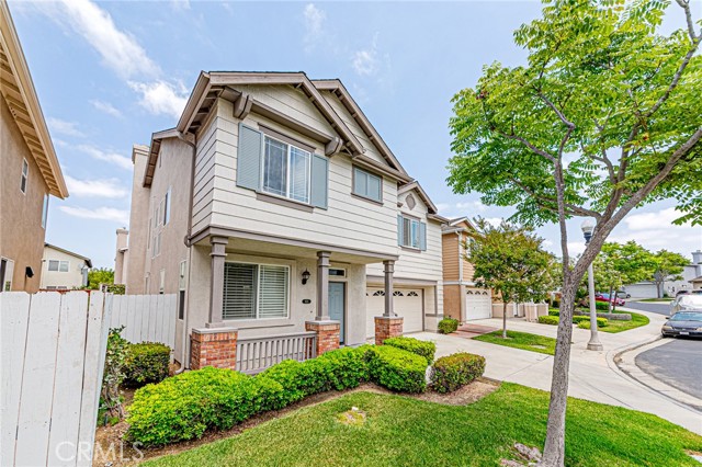 955 Blackberry Lane, Carson CA: https://media.crmls.org/medias/0a098810-510e-4d34-bb77-b7ed81233088.jpg