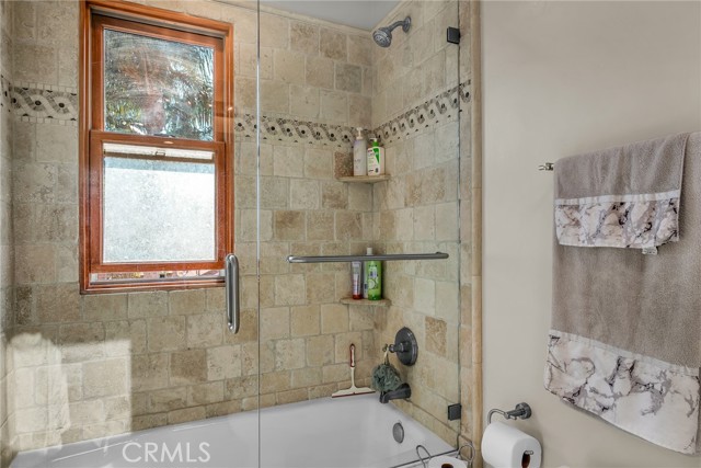 Detail Gallery Image 24 of 31 For 236 8th St, Seal Beach,  CA 90740 - 5 Beds | 5 Baths