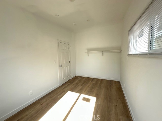 19432 1/2 Keswick Street, Reseda CA: https://media.crmls.org/medias/0a09b90a-2af4-42a6-af97-e43229369c91.jpg