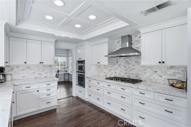 Detail Gallery Image 14 of 43 For 282 N Willow Springs, Orange,  CA 92869 - 4 Beds | 3 Baths