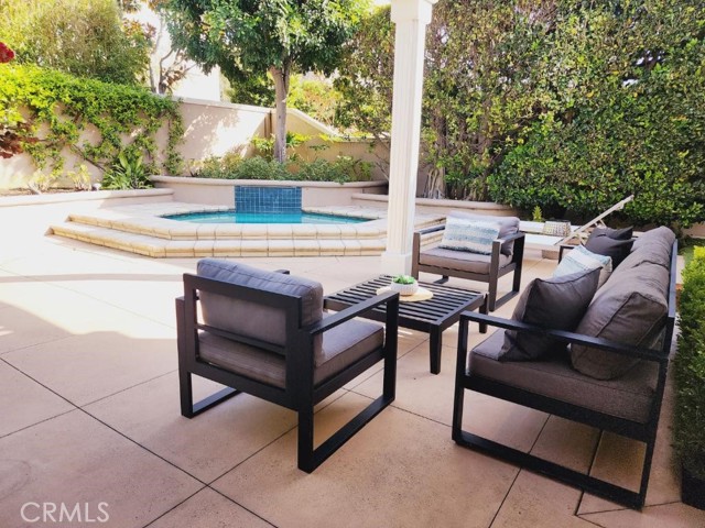 0a0a6d79 2149 4202 A4d8 0e80e7f88f21